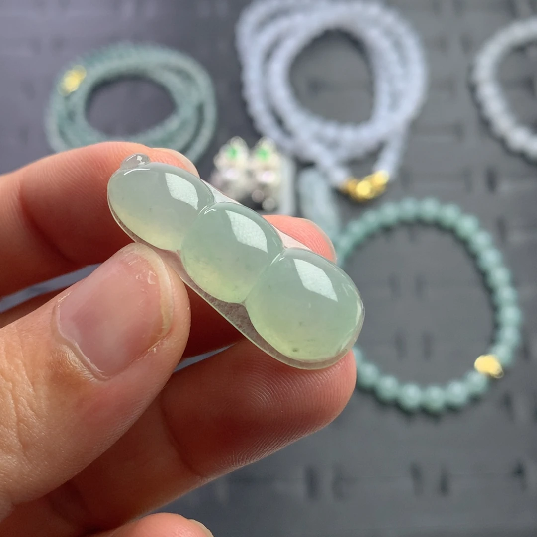 定制翡翠未镶嵌定制