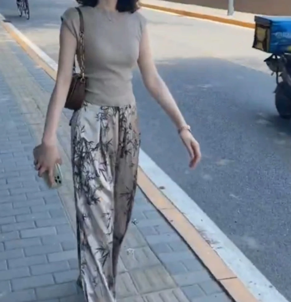 时尚潮流百搭精品女装dgd1132