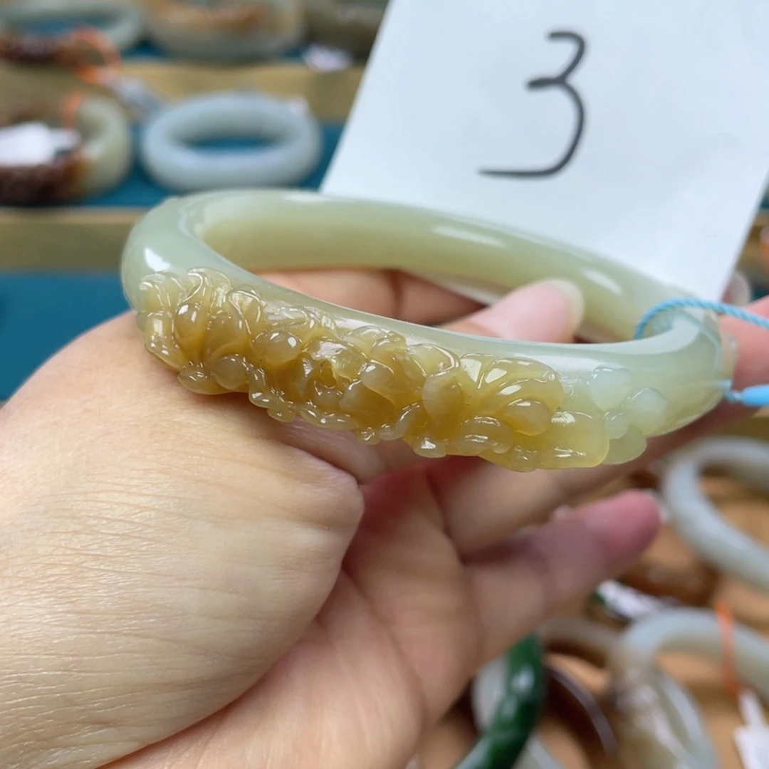 未镶嵌手镯和田玉圈口62