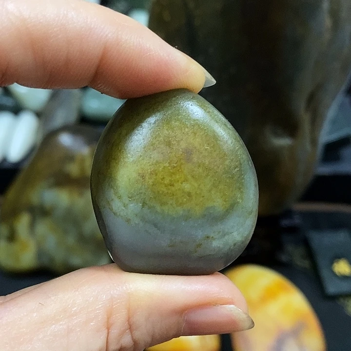 和田玉（糖玉）未镶嵌挂件