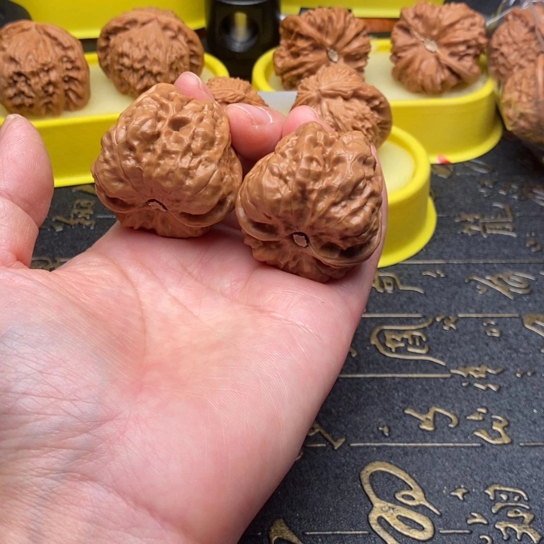 紫***线文玩核桃吊坠蛤蟆头