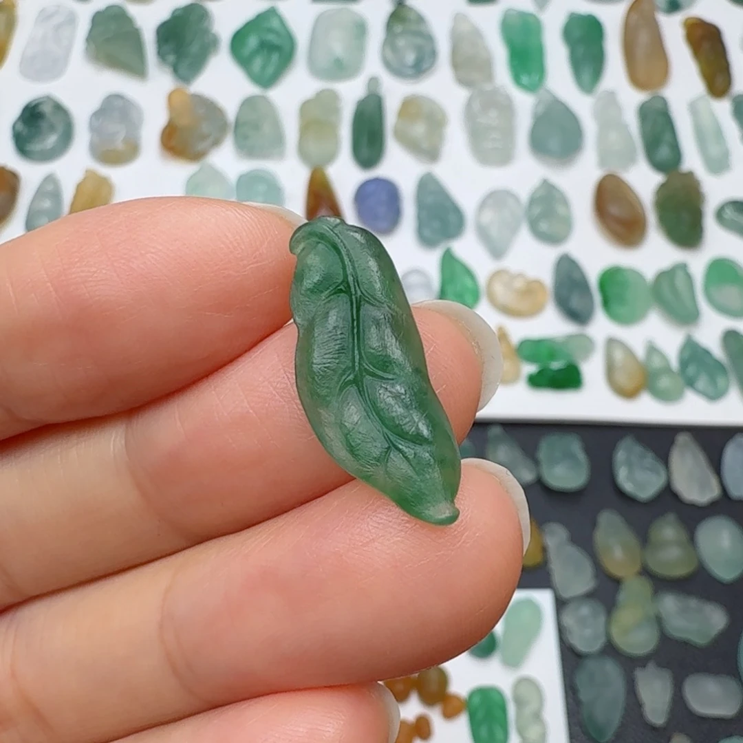 定制翡翠未镶嵌叶子
