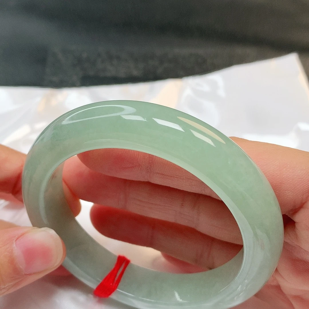 翡翠手镯未镶嵌50号