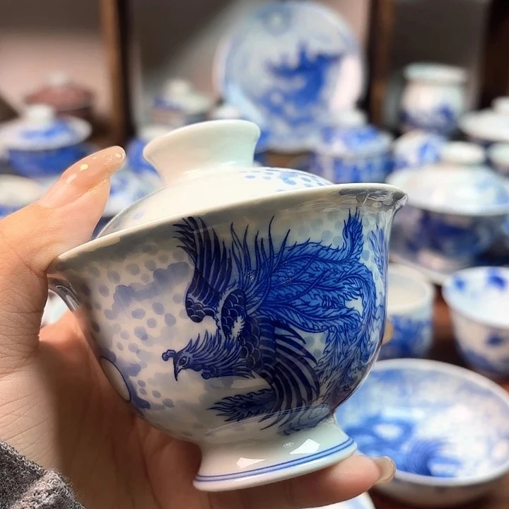 【微瑕秒杀】景德镇仿清纯手工手绘青花凤凰于飞纹陶瓷二才盖碗茶具