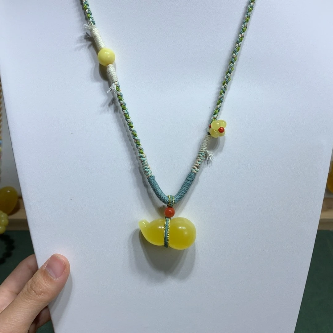 蜜蜡颈饰未镶嵌吊坠
