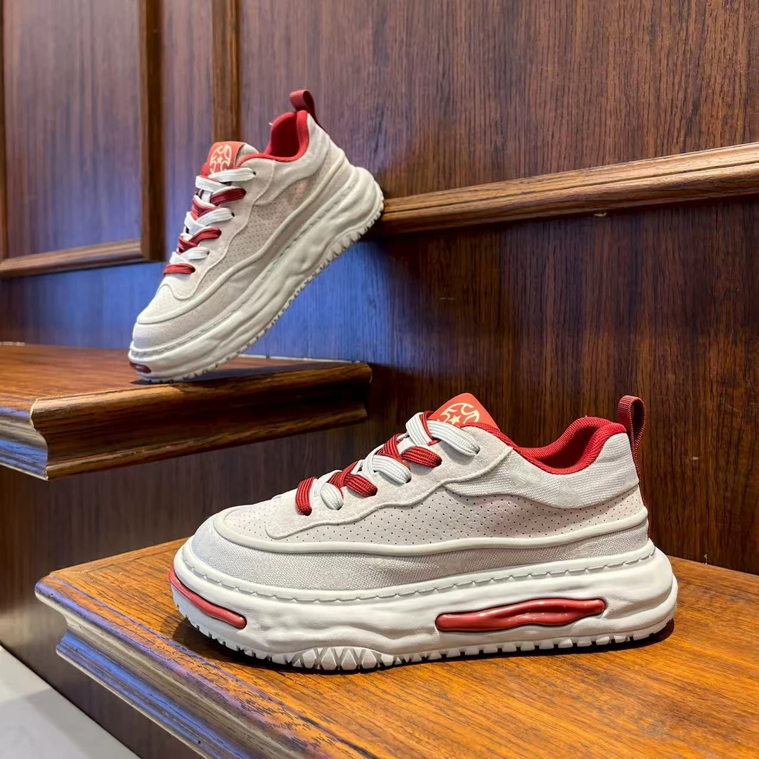 男鞋2025秋季厚底百搭增高舒适休闲鞋反绒拼色低帮系带男生潮鞋子