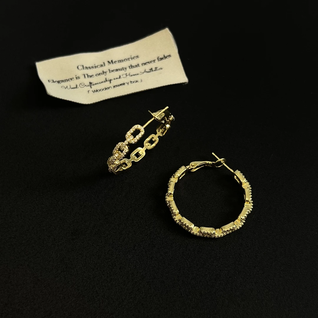 铜合金锆石耳饰 【拉长时光】猪鼻子环环相扣方款耳环323