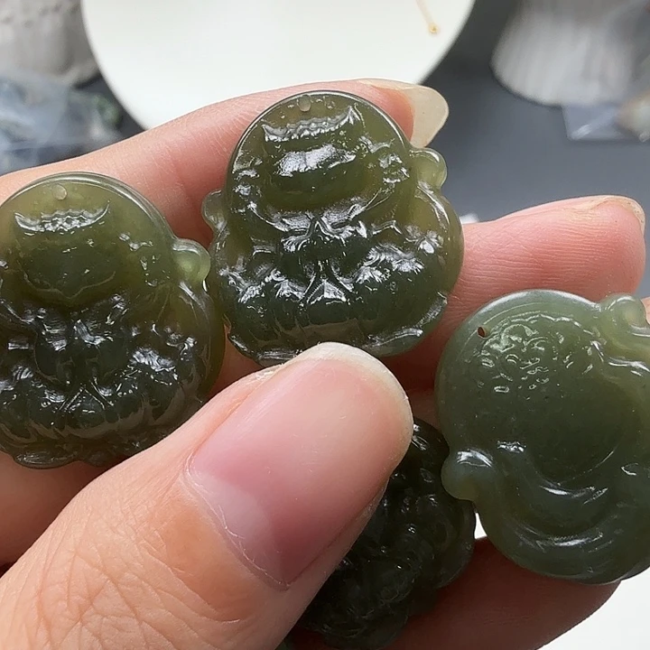 颈饰未镶嵌和田玉10