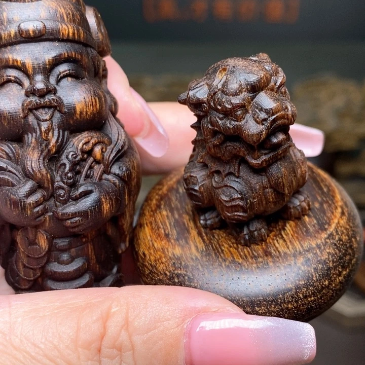 手串沉香木白棋财神➕黄棋麒麟➕富森红土平安扣