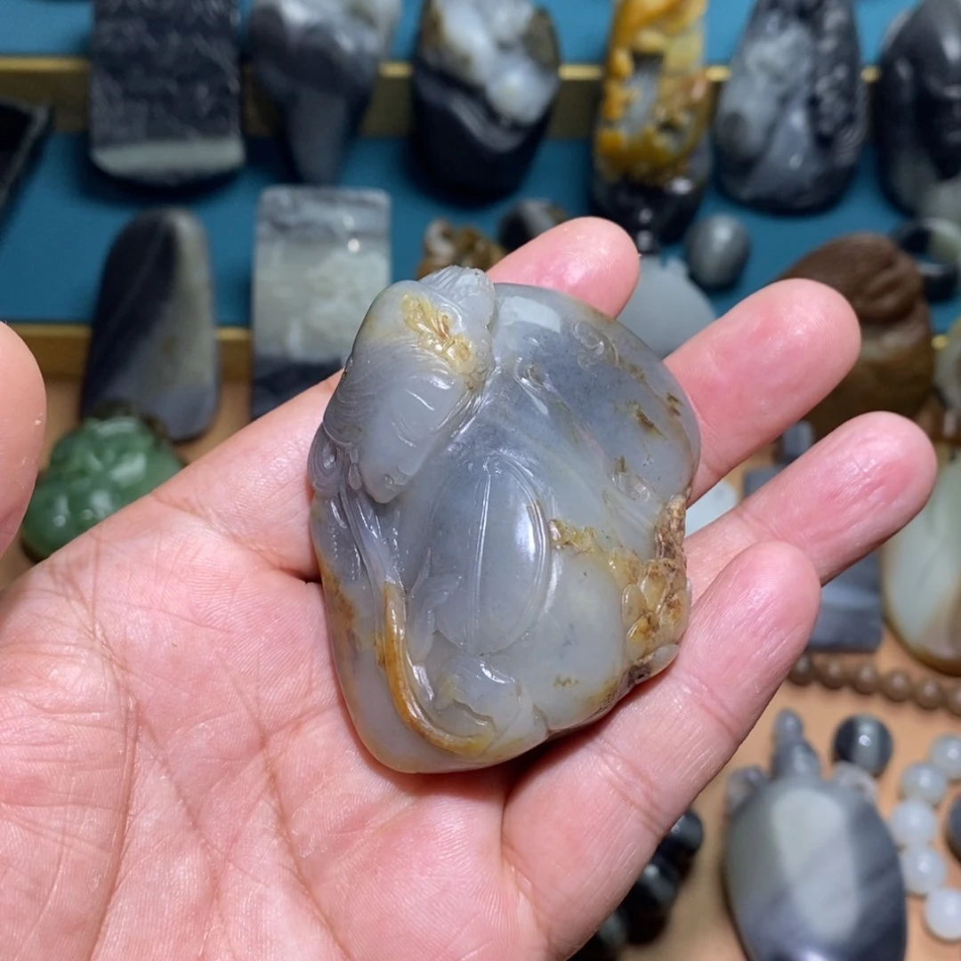 未镶嵌和田玉把件