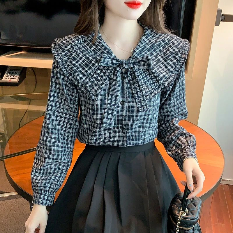 2025秋季新款法式娃娃领格子长袖衬衫女秋小众设计感女士上衣衬衣
