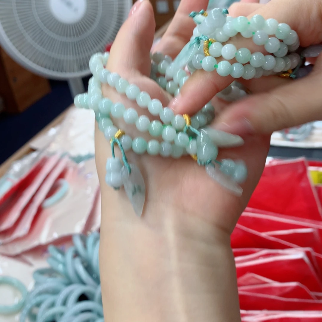 未镶嵌手链翡翠多样性发1