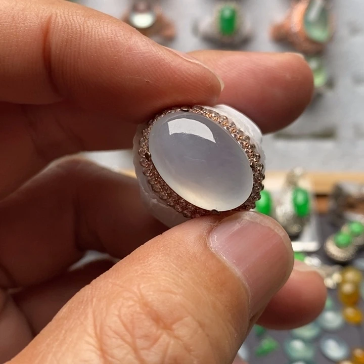 翡翠裸石冰底戒面18.7×12.5×5.3