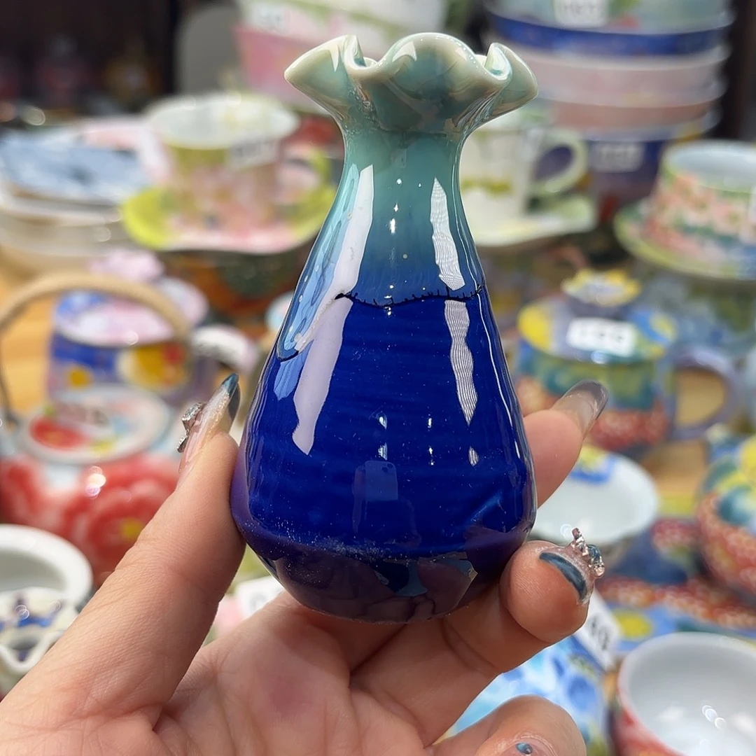 瓷片在这部小说创作和