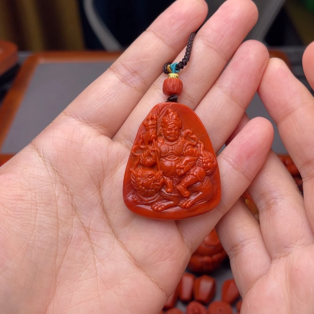 未镶嵌配饰南红玛瑙