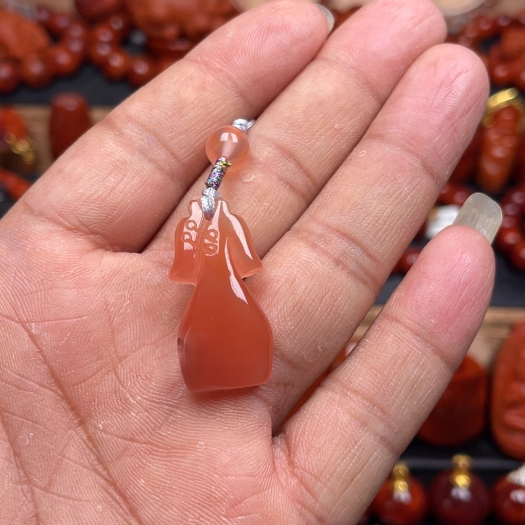 南红玛瑙未镶嵌珠宝奇石吊坠