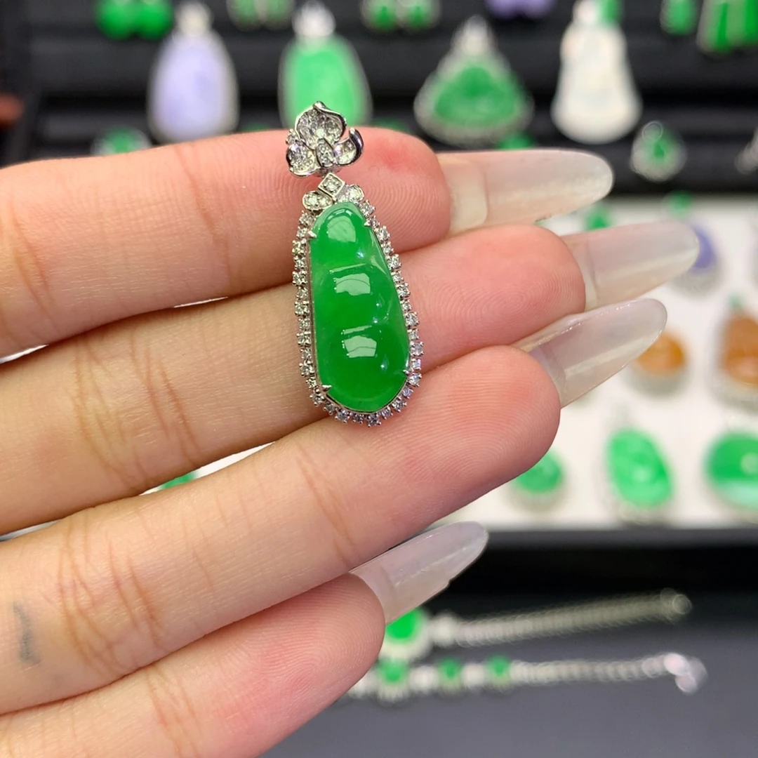 翡翠18K金镶嵌吊坠(不含链)