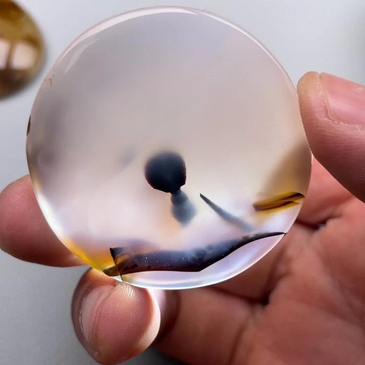 玛瑙/玉髓颈饰未镶嵌穿**空