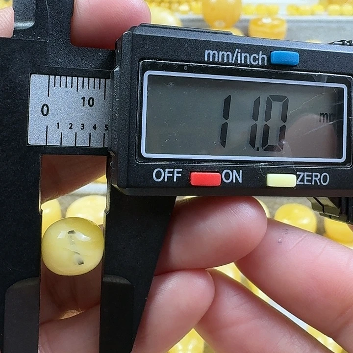 蜜蜡未镶嵌裸石39杂
