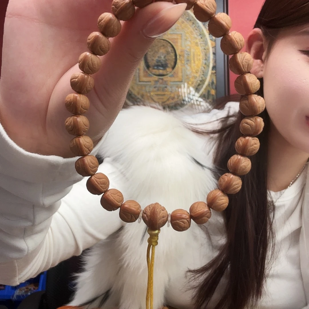 猴头核桃吊坠龙纹桃核