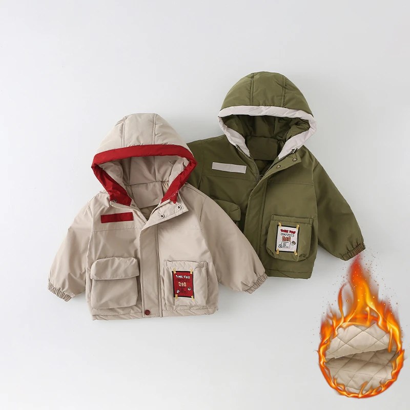 【三叁】儿童冬季新款男童时尚洋气贴标拼色连帽外套AW706