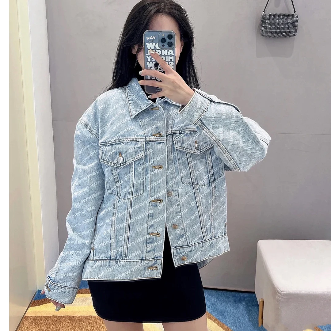 99新 ALEXANDER WANG 00400 水洗蓝纯棉logo满印牛仔夹克外套 L码