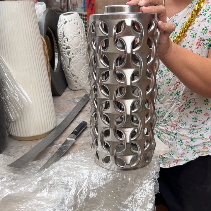 摆件74 号高温陶瓷装饰品（部分微瑕）