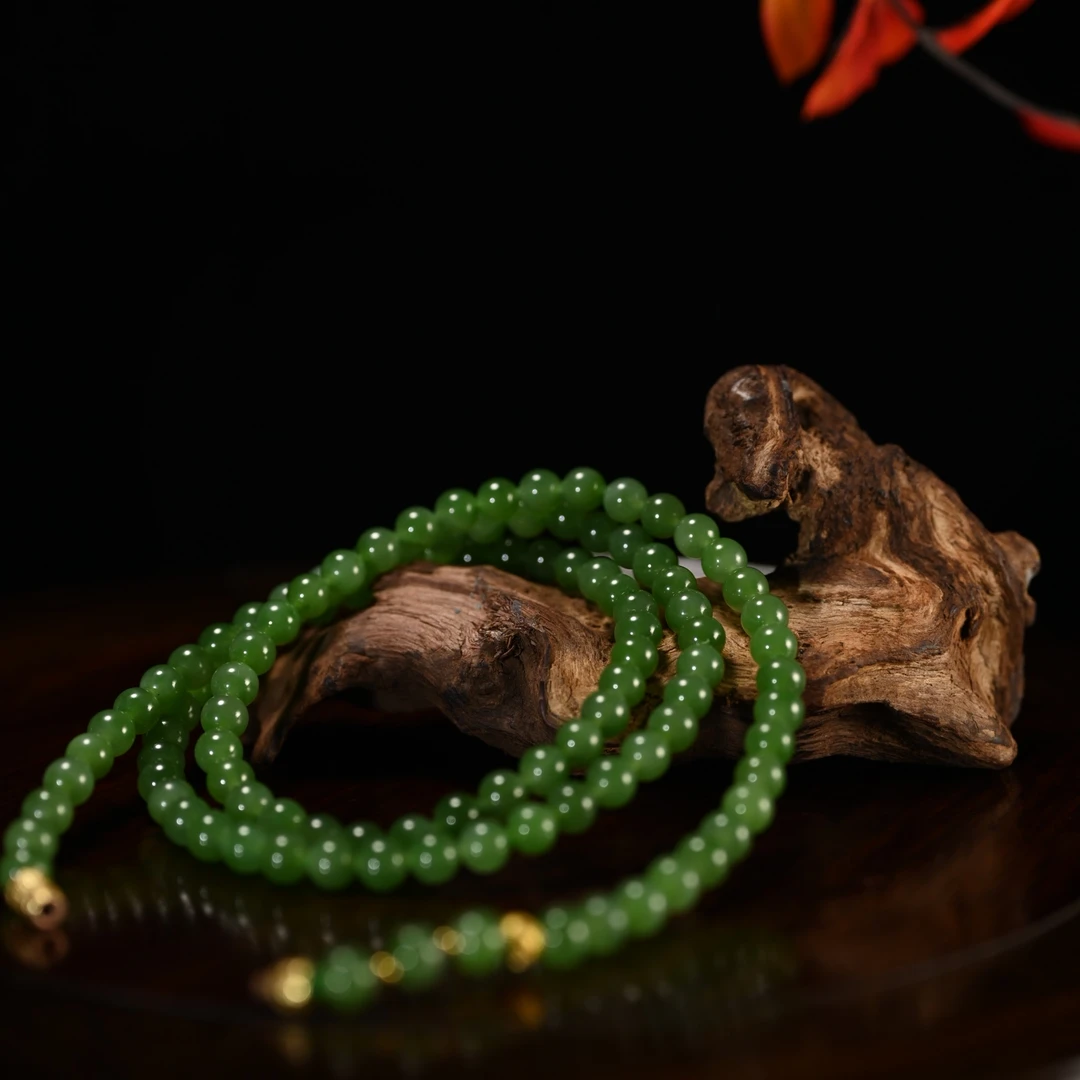 Lot8823 2511260072和田玉碧玉项链/保利