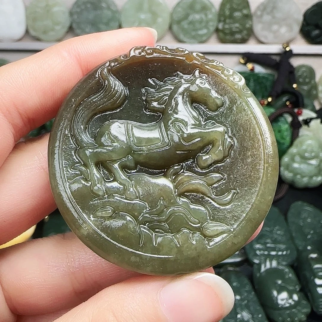 和田玉未镶嵌颈饰