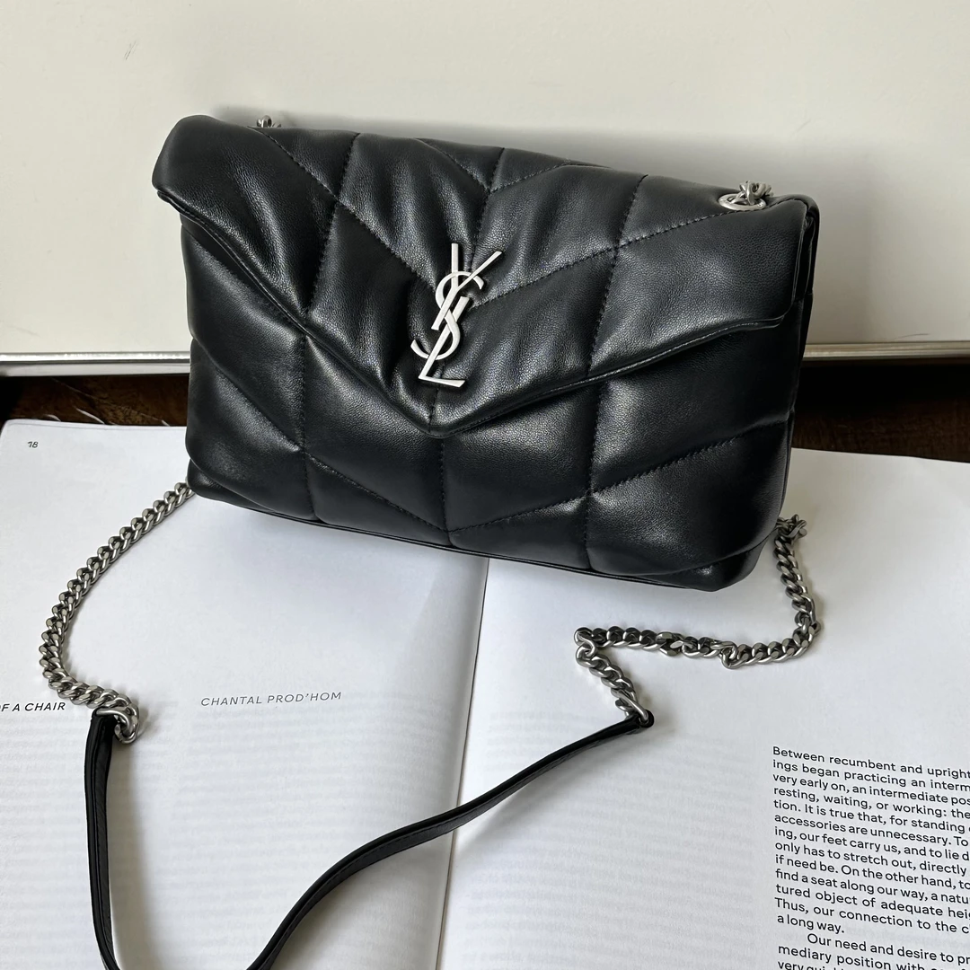 95新 YSL/圣罗兰 Azul-黑银羊皮loulou puffer mini斜挎包 41822