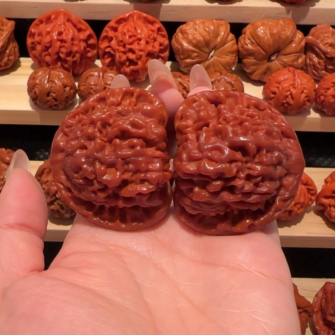 文玩核桃吊坠玉化官帽50精品2590