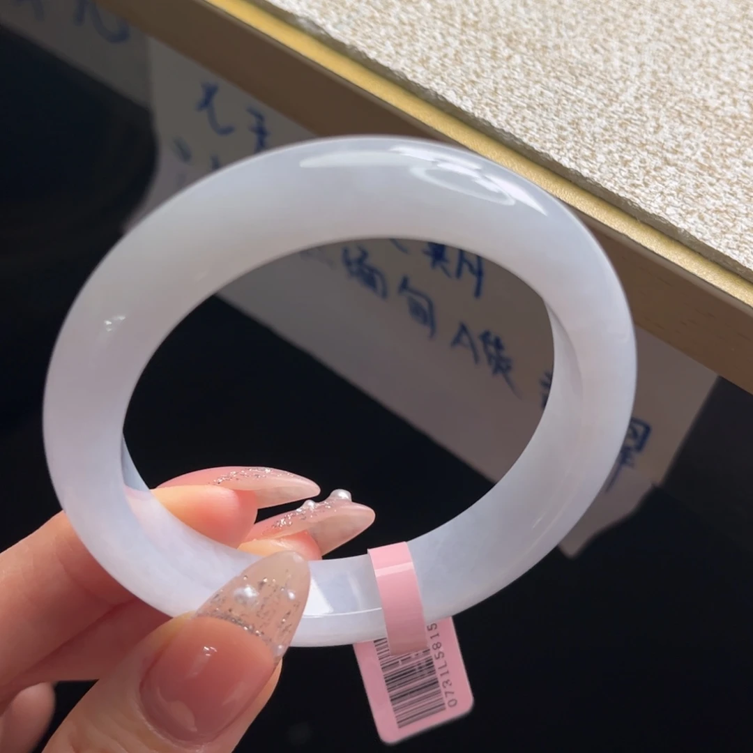 翡翠未镶嵌手镯手镯