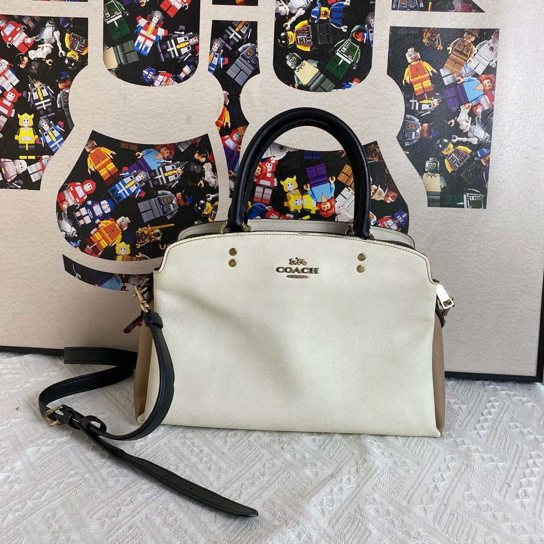 90新 COACH/蔻驰 19793斜挎包
