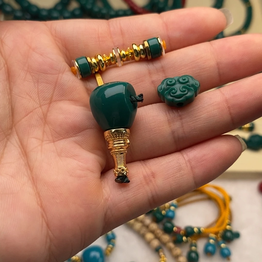 细***、琉璃配饰科技松平替