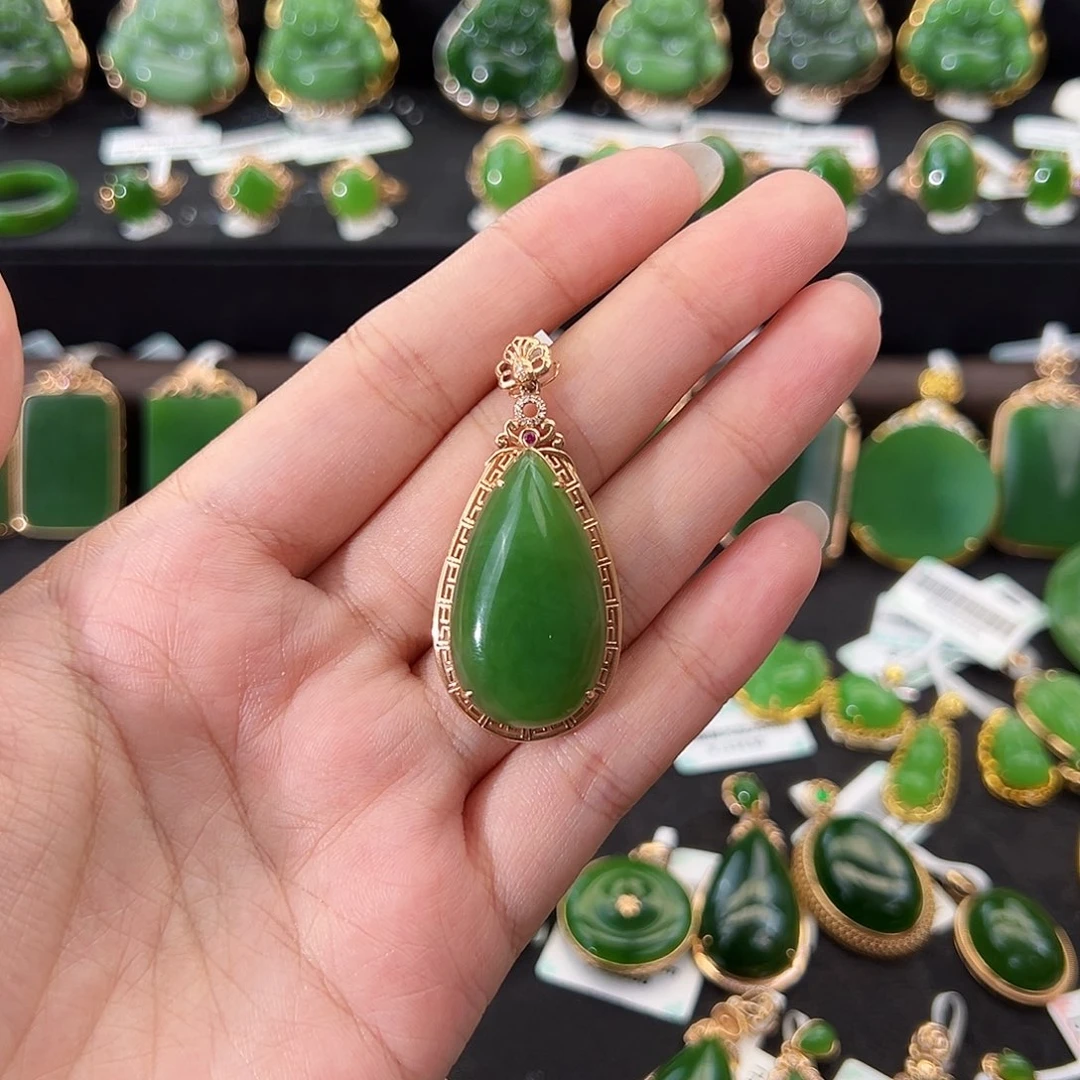和田玉18K金镶嵌吊坠(不含链)冰阳绿水滴30mm