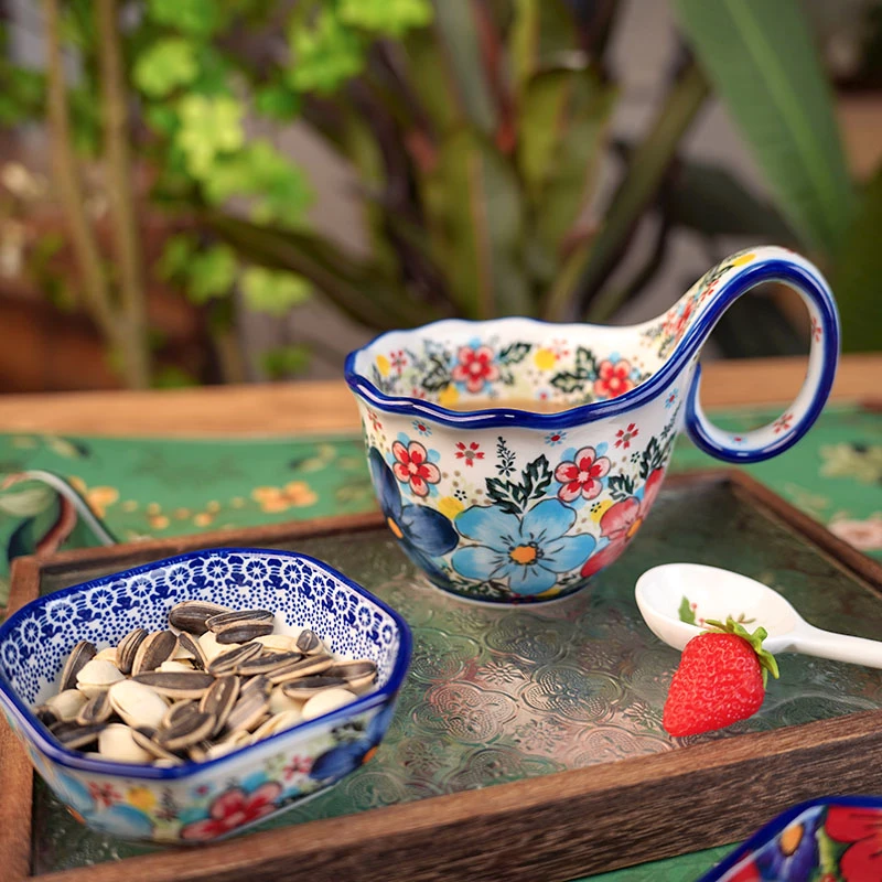 Sazaki盛夏 曲把杯大容量早餐杯带勺子杯子波兰彩陶瓷手绘釉下彩