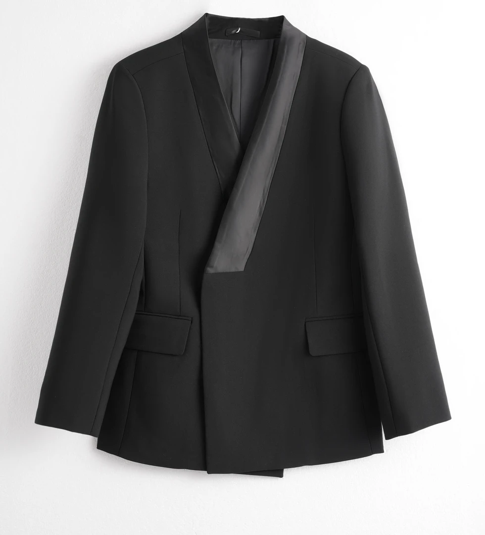 30461-中性轻奢黑色开领长袖薄款西服外套休闲时尚西装上衣