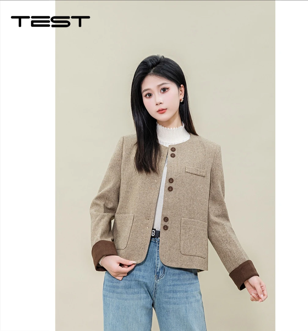 她之蝶25春新款短呢料西装2251020