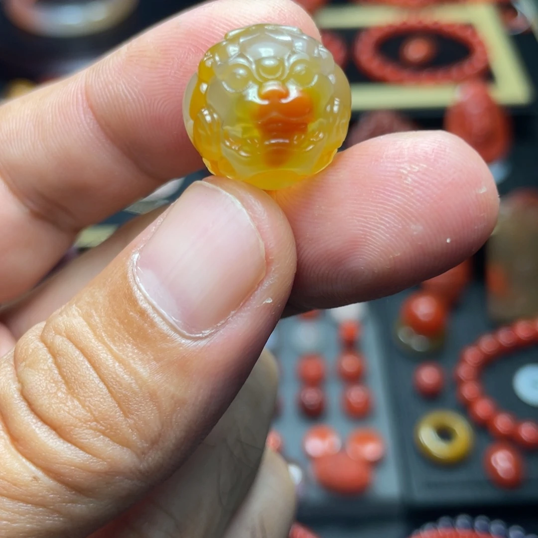 吉***祥南红玛瑙未镶嵌配饰