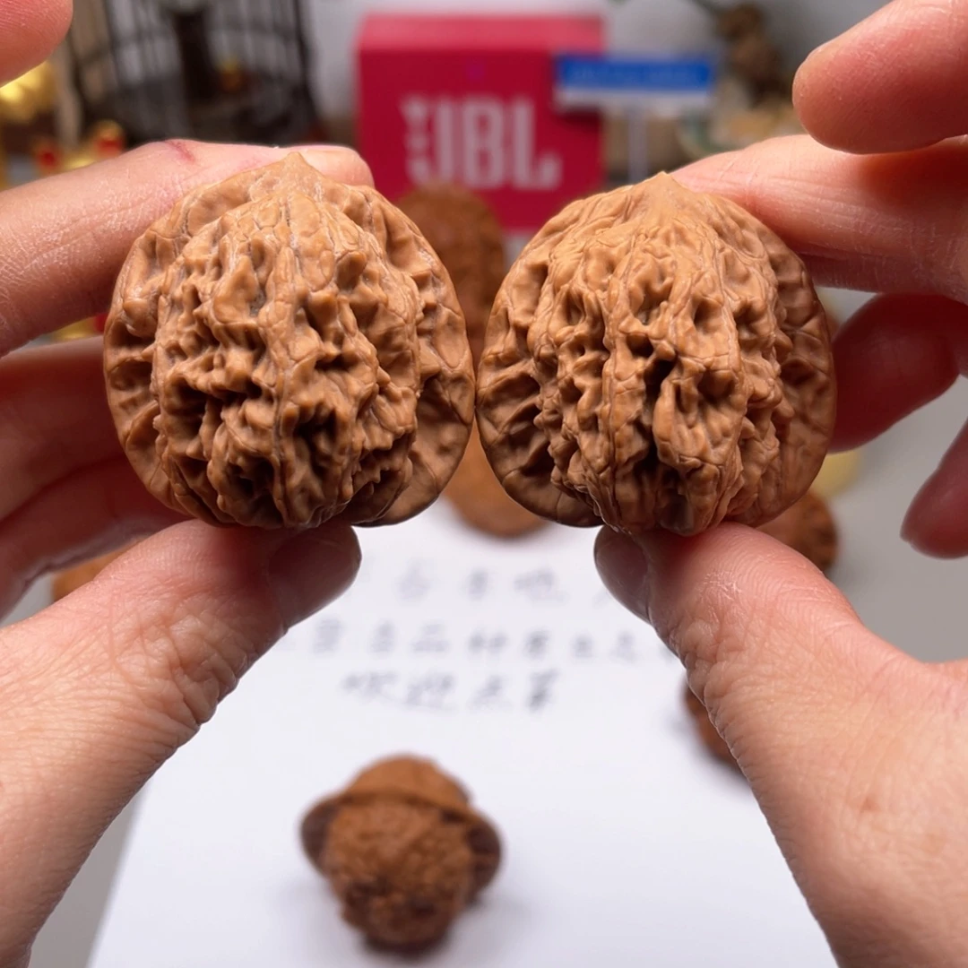 吊坠文玩核桃麦穗虎头