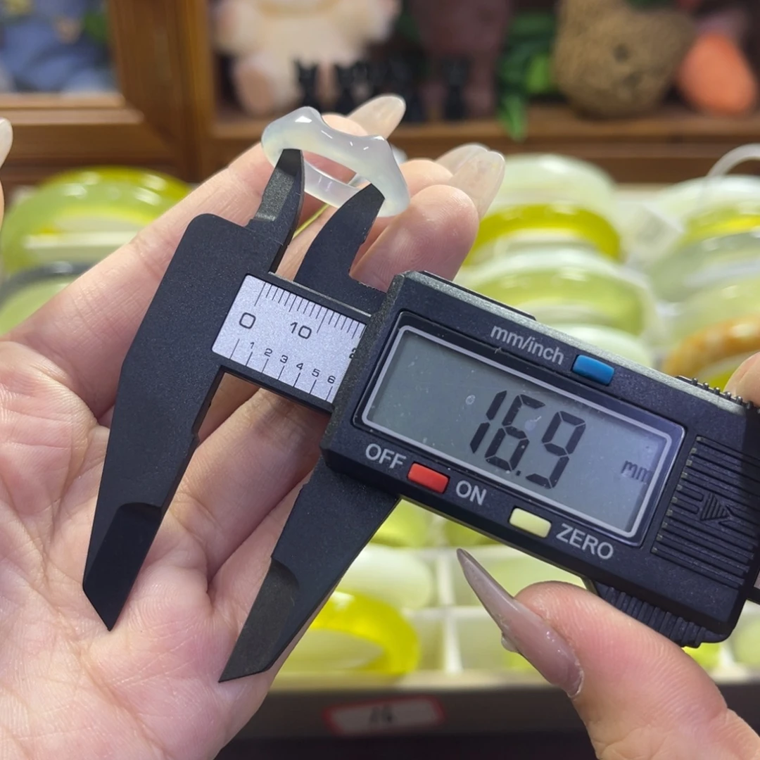 蛇纹石玉未镶嵌手镯18
