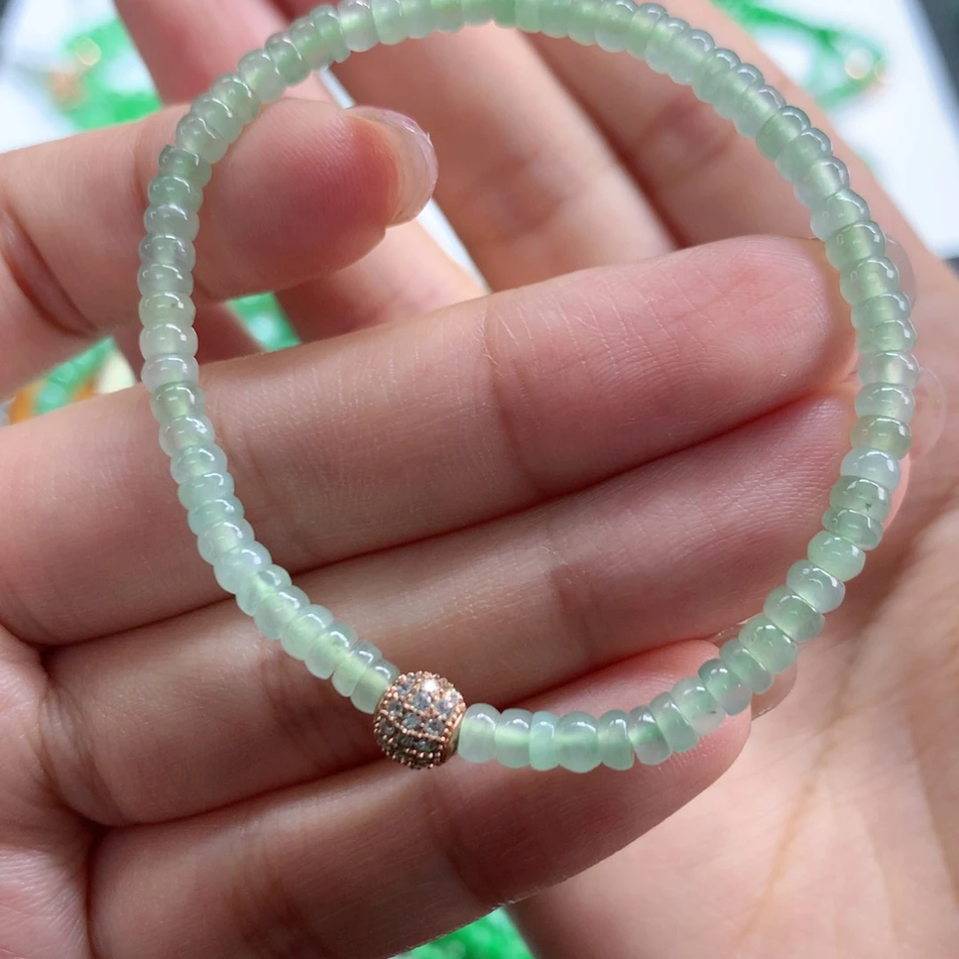 翡翠未镶嵌手链翡翠