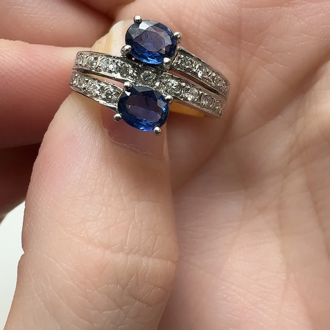 未镶嵌蓝宝石戒指