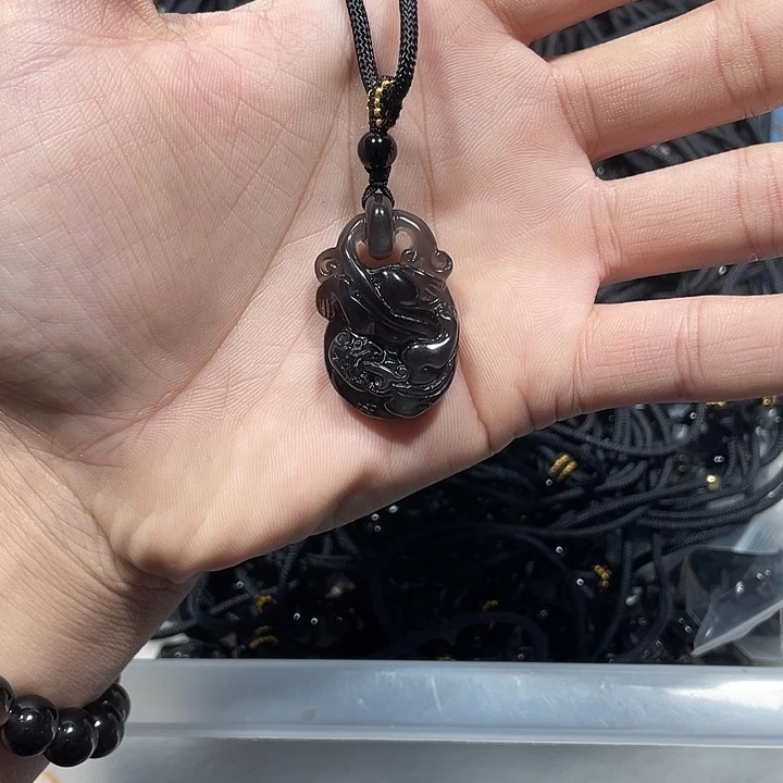 黑曜岩合金颈饰冰曜石貔貅