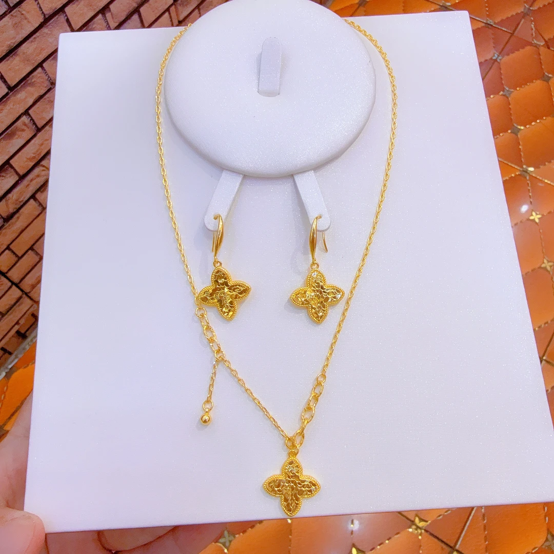 铜合金亚克力项链 新款时尚金子同款两件套首饰项链耳环精致金色