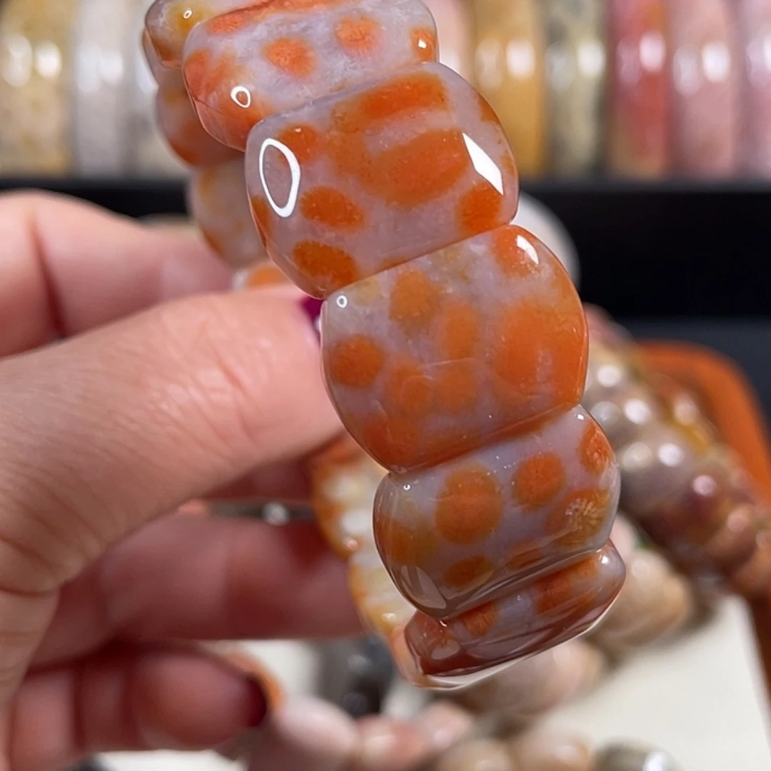 【闪购商品】硅化玉手镯未镶嵌用****8