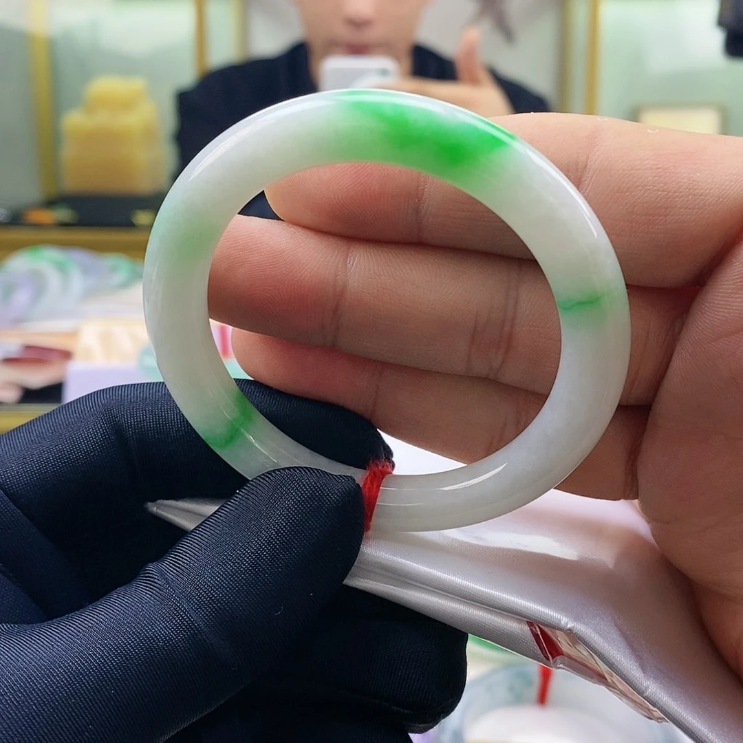 【闪购商品】未镶嵌手镯翡翠白底青