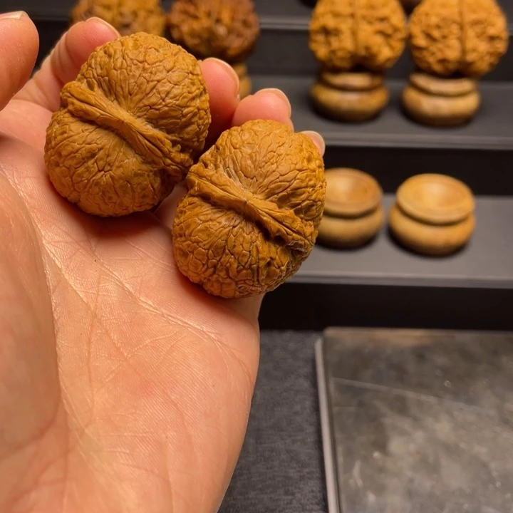 吊坠文玩核桃F翘肩元宝40