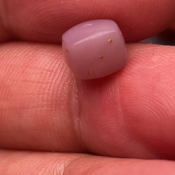 玛瑙/玉髓单珠未镶嵌尚****?