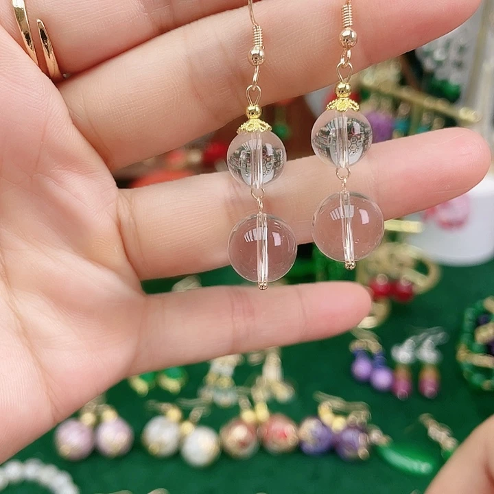 石英质玉合金耳钉